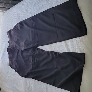 Loft black pants women's size large. Elastic back. Wide leg with pockets.Worn 1x